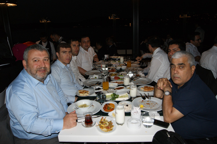 istanbul-iftar-yemegi-etkinligiresim-00125